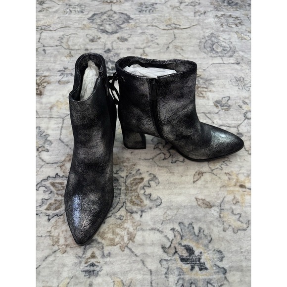 Monroe & Main Black Metallic Ankle Boots Women's Size 8.5 Pointed Toe Zip - Picture 6 of 8